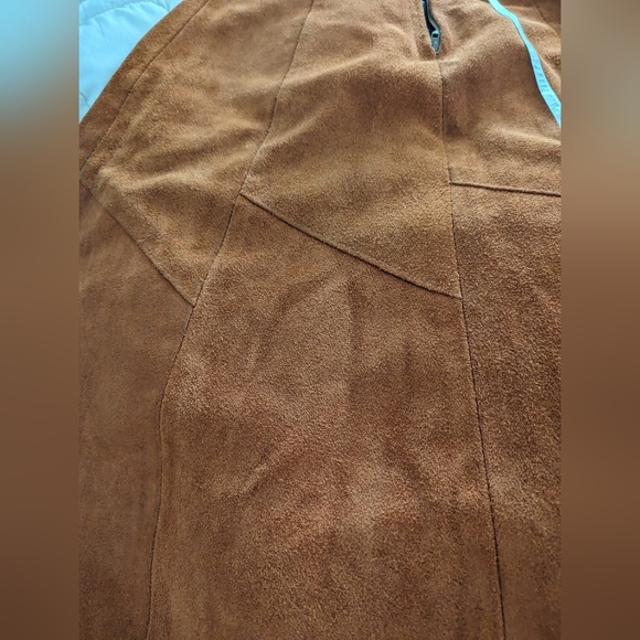 Vintage suede skirt - Picture 7 of 7